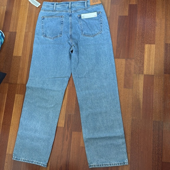 NWT BDG Mens Loose fit straight jean. Size 32W 32L - Picture 4 of 5